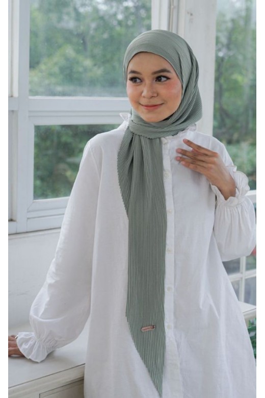 Suria Segitiga Instan Pleats Matcha